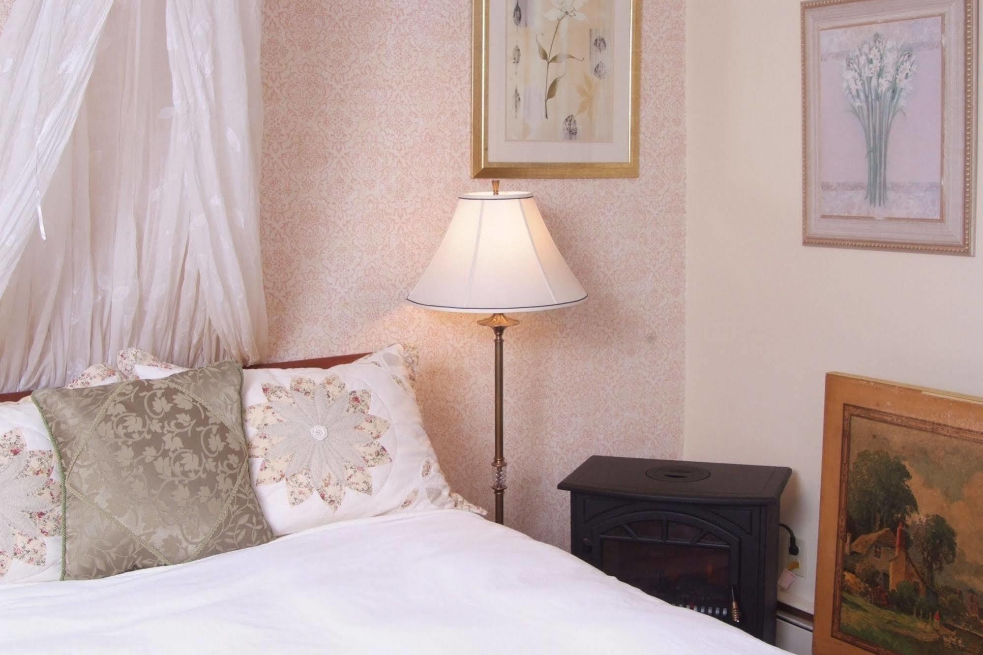 Harvest Moon Bed & Breakfast 뉴홀란드 외부 사진